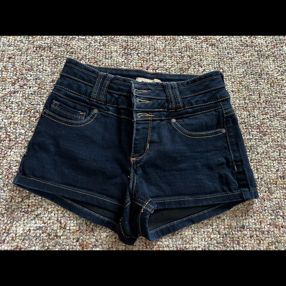 Woman’s Shorts/capri